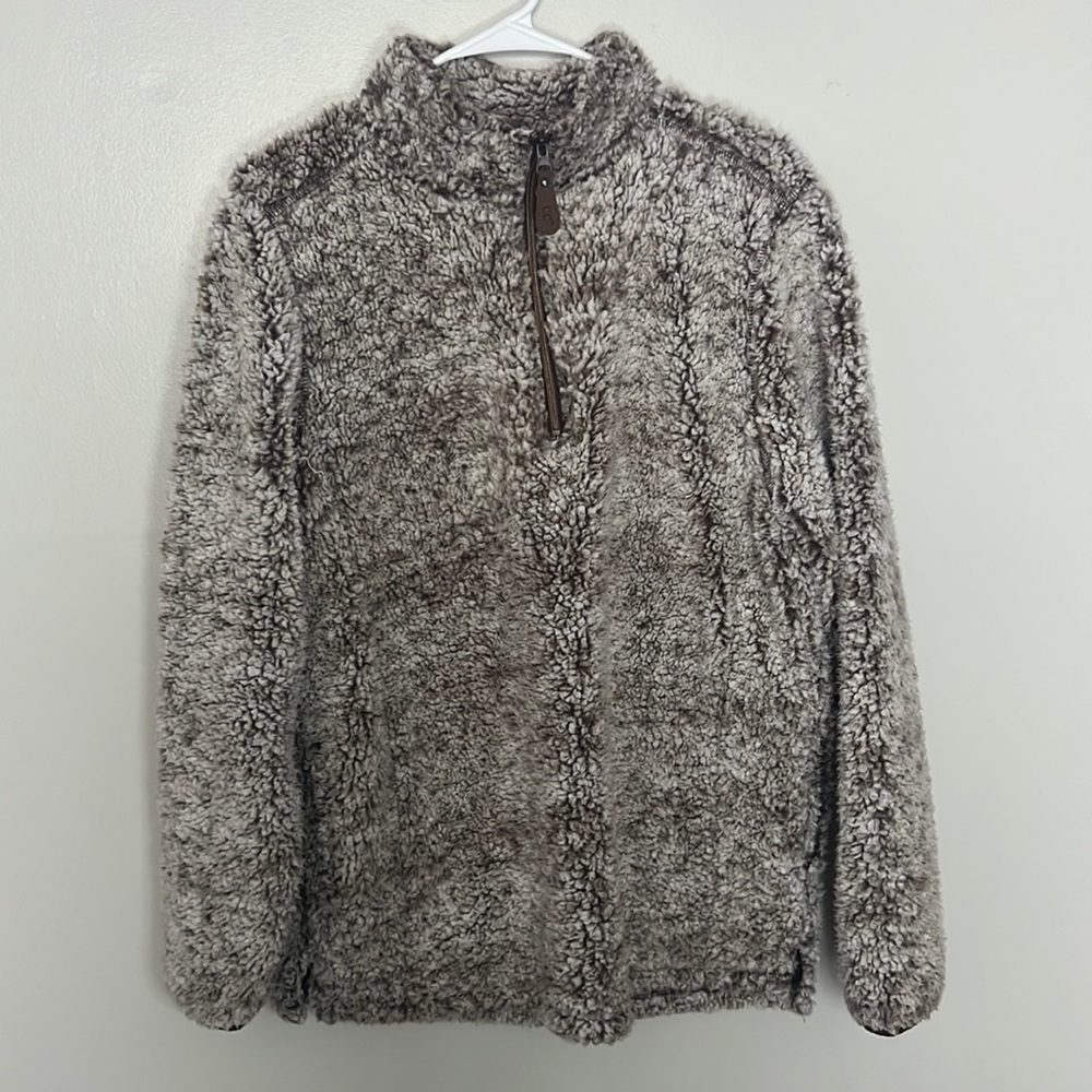 Girly girl original sherpa pull over only worn a couple of times $25 obo